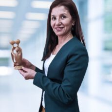 sengul-inan-glpnr-min-880x977-230x230